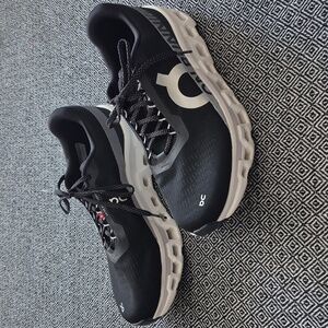 On Cloudmonster 2 Men's Running Shoes Size 11.5